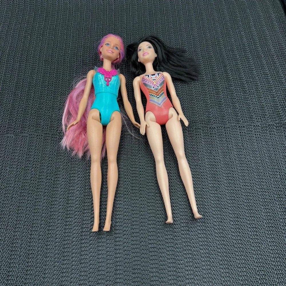 Mattel Barbie Doll Lot of 2 Molded Swimsuit Pink Hair HLC32 Black Hair GHW38